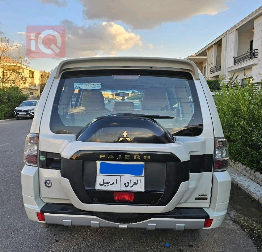 ميتسوبيشي باجيرو